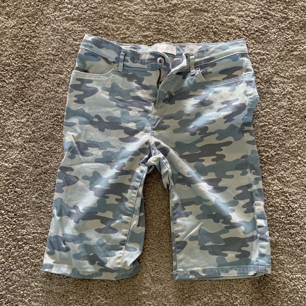 Girl’s shorts